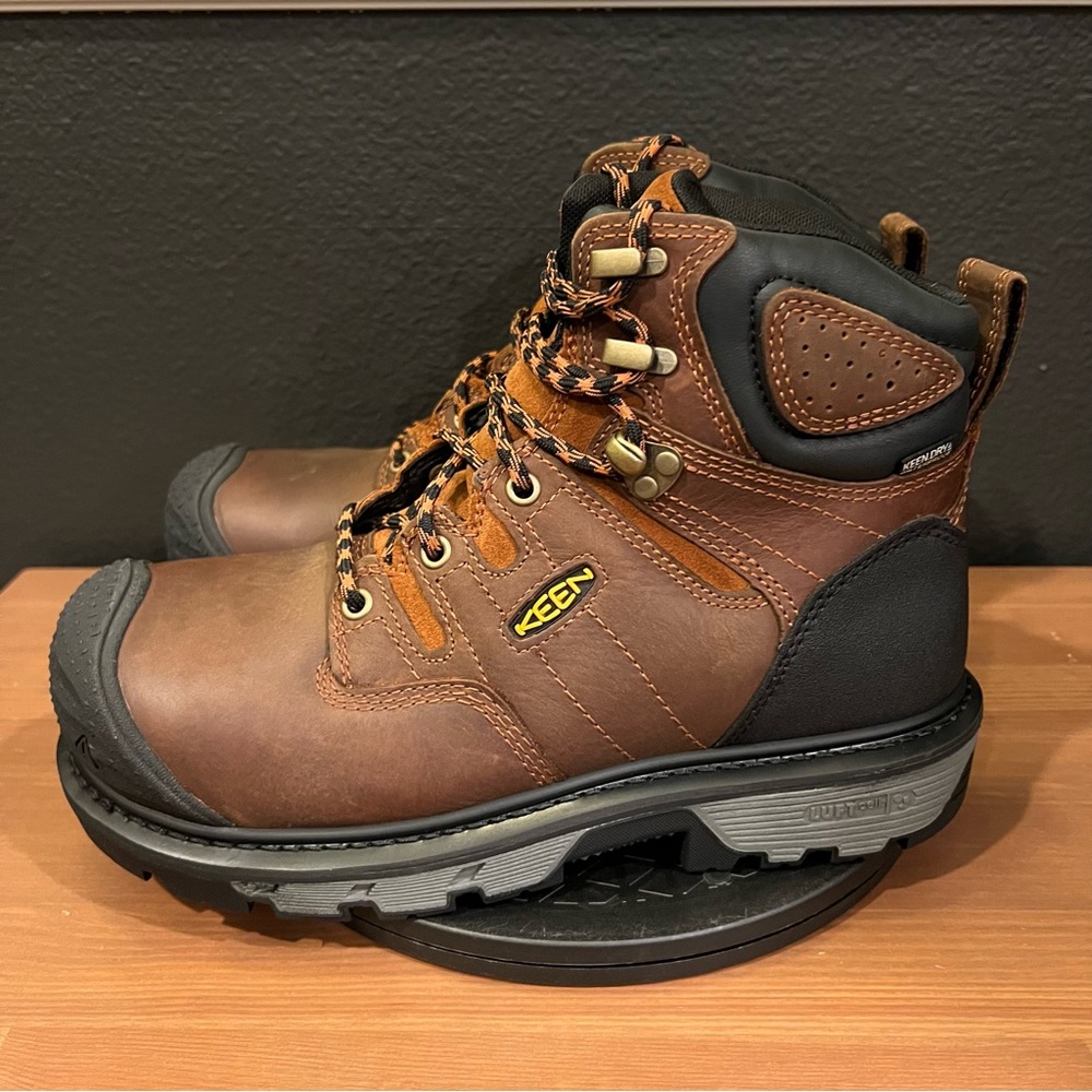 Keen Camden Men’s Brown Waterproof 6” Carbon Fiber Toe Utility Boots Size 8 D